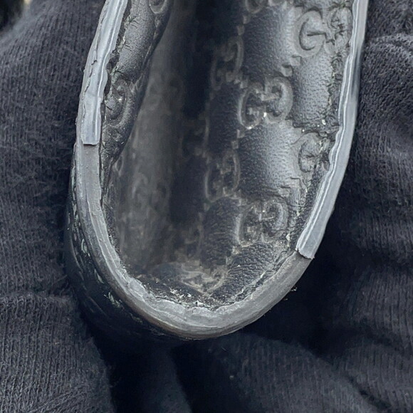 GUCCI Authentic Black Leather Shoulder Bag - Picture 8 of 16